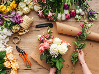 The Basics of Floral Design (In-person)