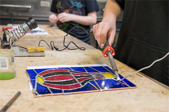 ONSITE: Stained Glass (Ages 12-14)