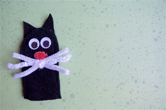 ONSITE: Paper Puppet Show (Ages 6-8)