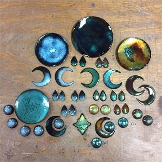 ONSITE: Experimenting with Enamels