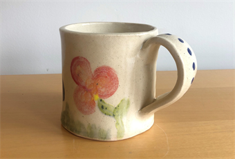 ONSITE: Make Your Own Clay Mug (B)