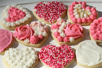 Valentine's Sugar Cookie Decorating: Buttercream